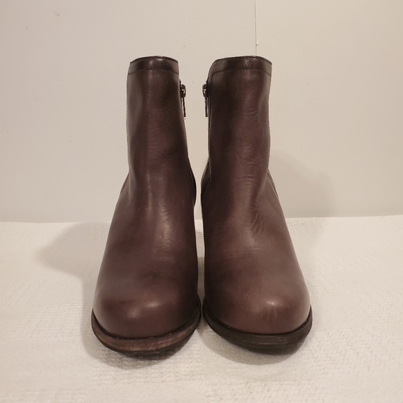 FRYE x ANTHROPOLOGIE CHUNKY HEEL ANKLE BOO… - Picture 4 of 7